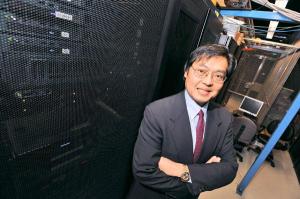 S. Tien Wong, in a photo from his blog, brings the entrepreneurial community together quarterly through warm and informative CONNECTpreneur events.